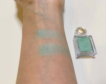 シャドーカスタマイズ/MAJOLICA MAJORCA/単色アイシャドウを使ったクチコミ(3枚目)