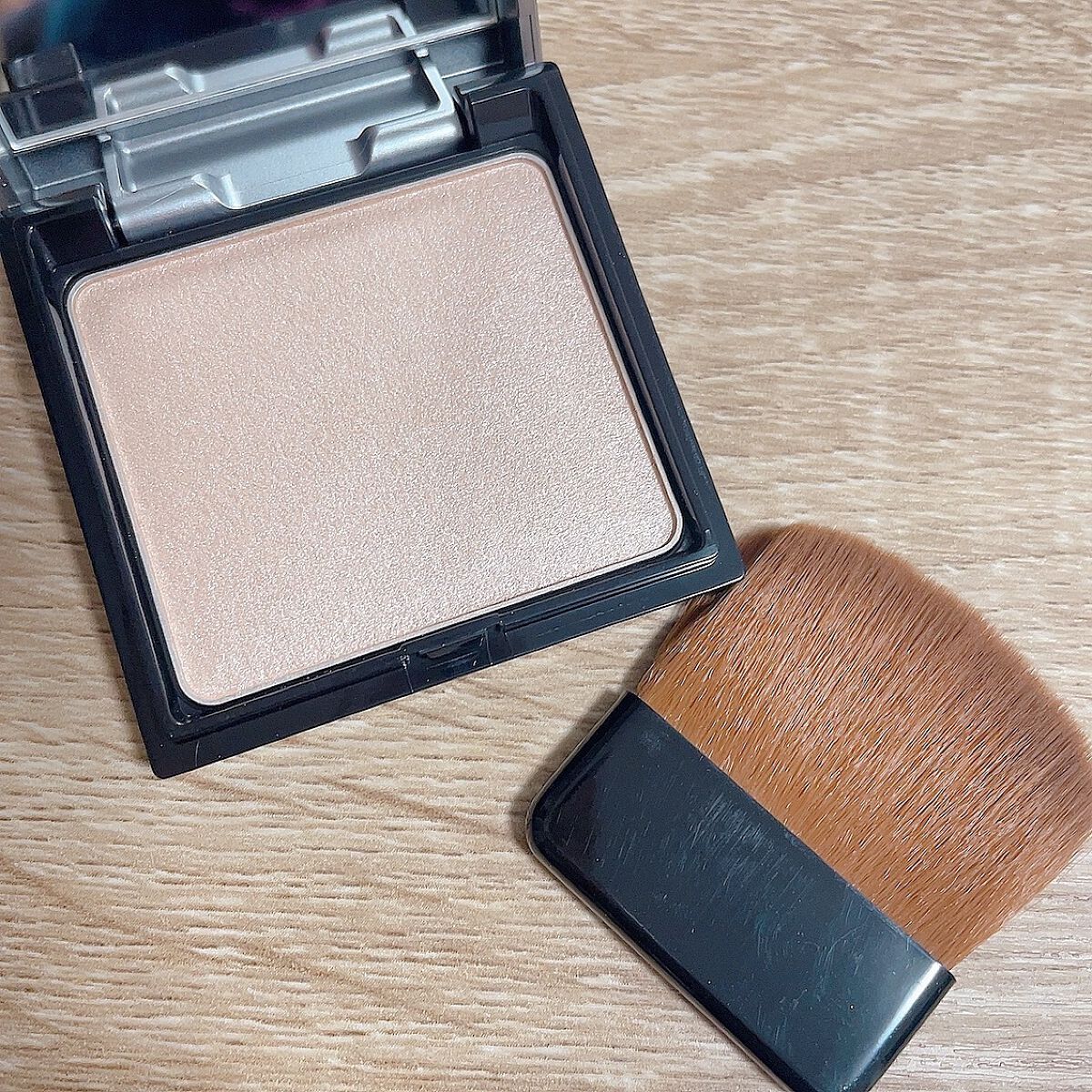 &be ルミナイジングパウダー/&be/パウダーハイライトを使ったクチコミ(1枚目)