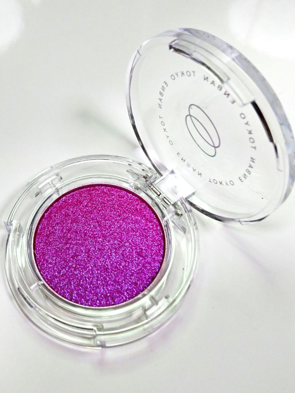 マルチグリッターカラー/ENBAN TOKYO/単色アイシャドウを使ったクチコミ（2枚目）