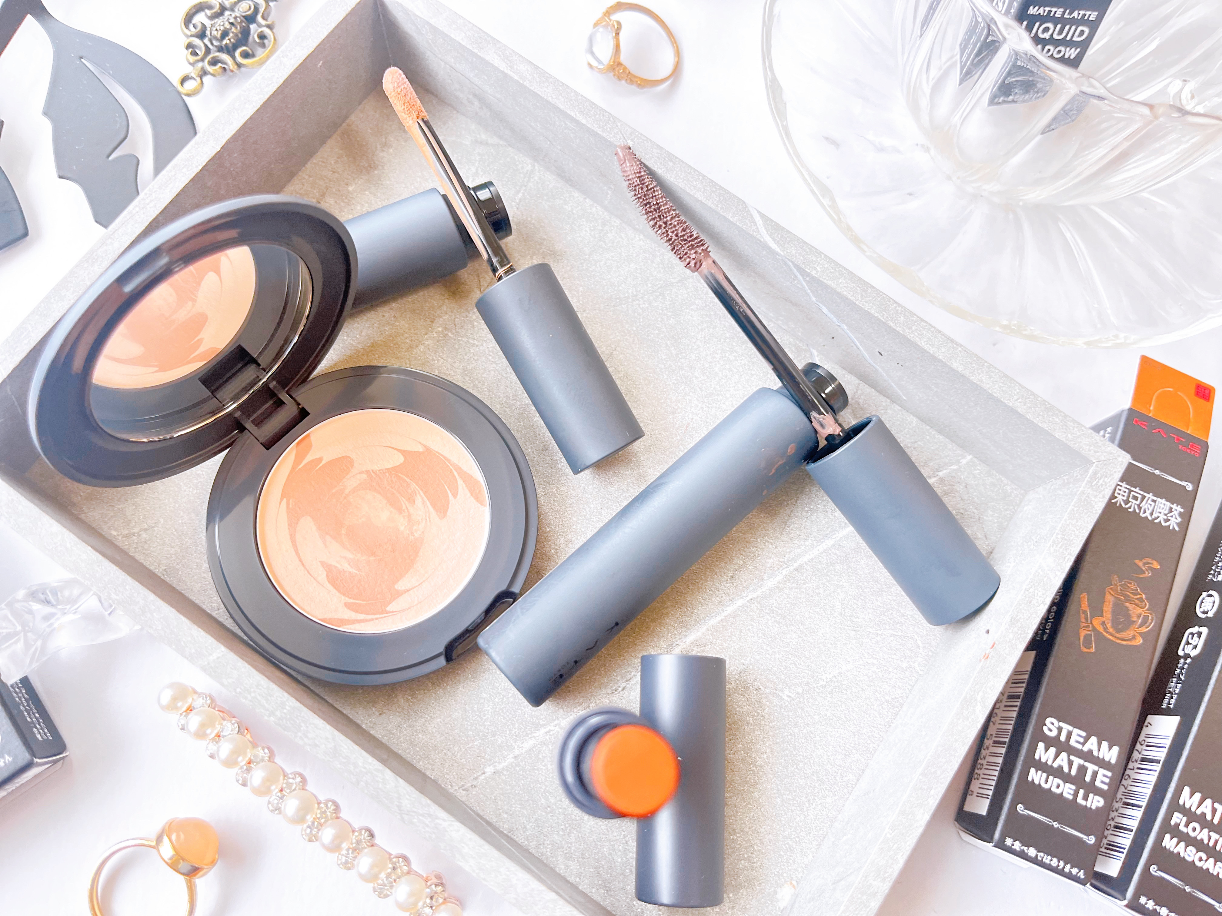 マットラテリキッドシャドウ/KATE/リキッドアイシャドウを使ったクチコミ（2枚目）