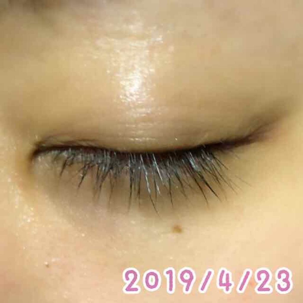 Uzu By Flowfushi モデルアイズのまつげ美容液を使った口コミ こんばんは 自まつ毛を伸ばすことに By お餅 混合肌 代後半 Lips