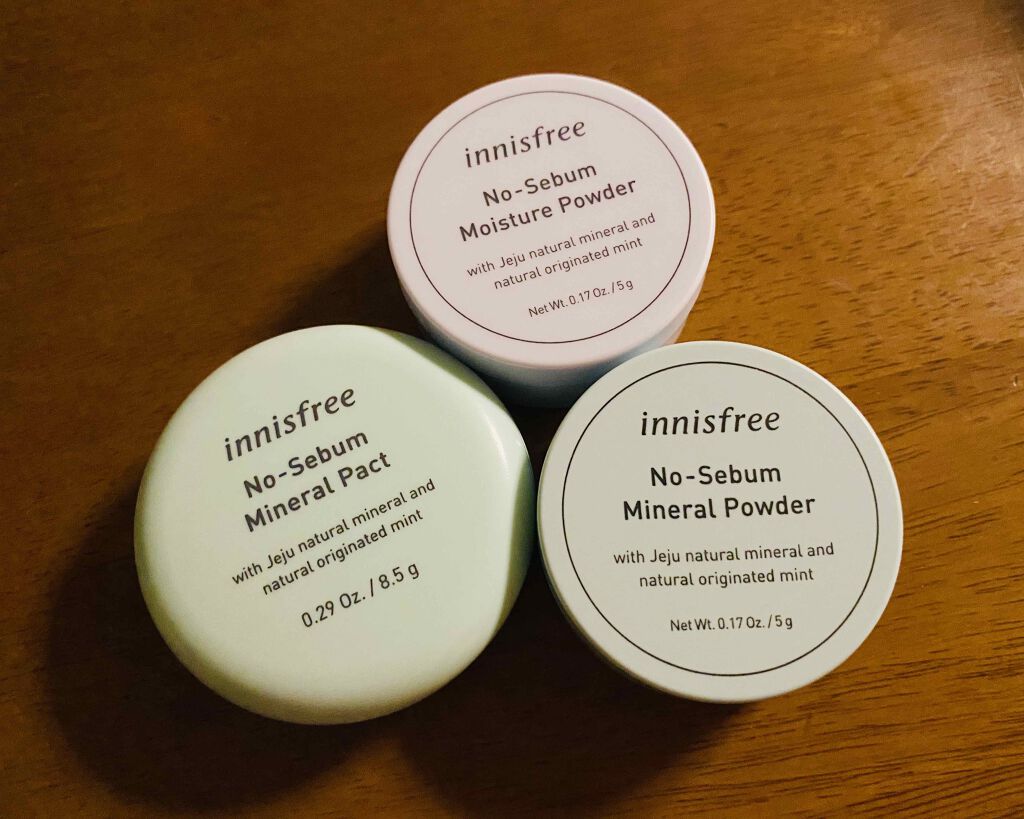 ノーセバム モイスチャーパウダー/innisfree/プレストパウダーを使ったクチコミ（1枚目）