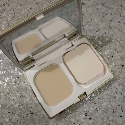 シルキー フィット/COVERMARK/パウダーファンデーションを使ったクチコミ(2枚目)