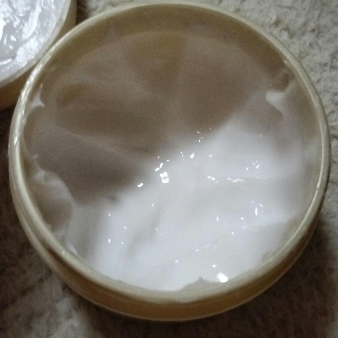 ホワイトニング リンクル エッセンス/プラチナレーベルGRACEAGE/美容液を使ったクチコミ(2枚目)