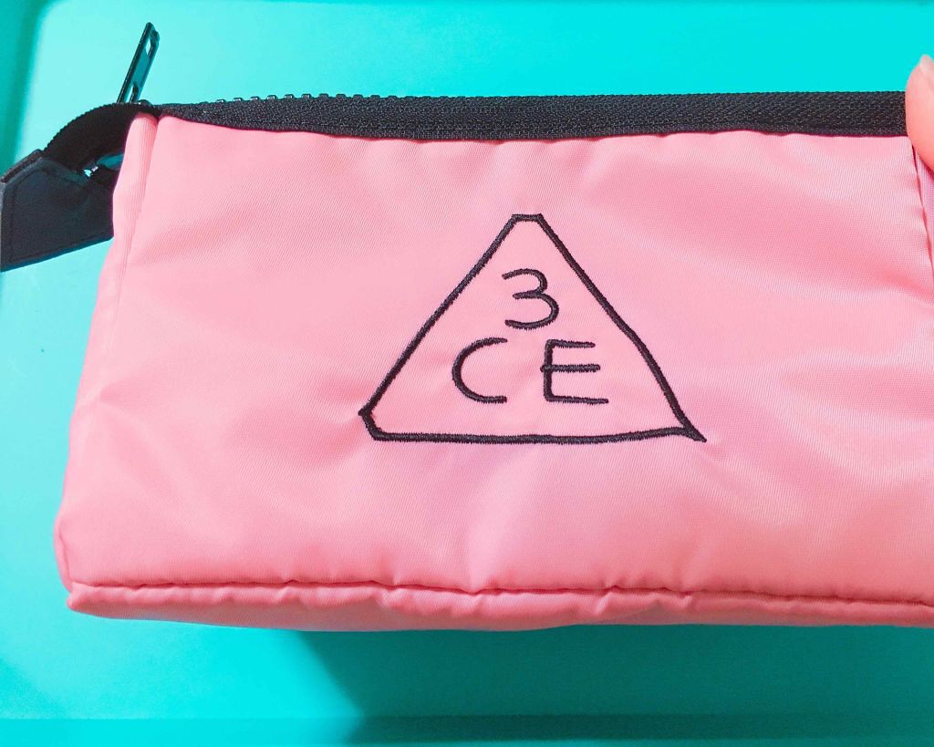 3CE スクエア ミニ ハンドミラー/3CE/その他化粧小物を使ったクチコミ(1枚目)