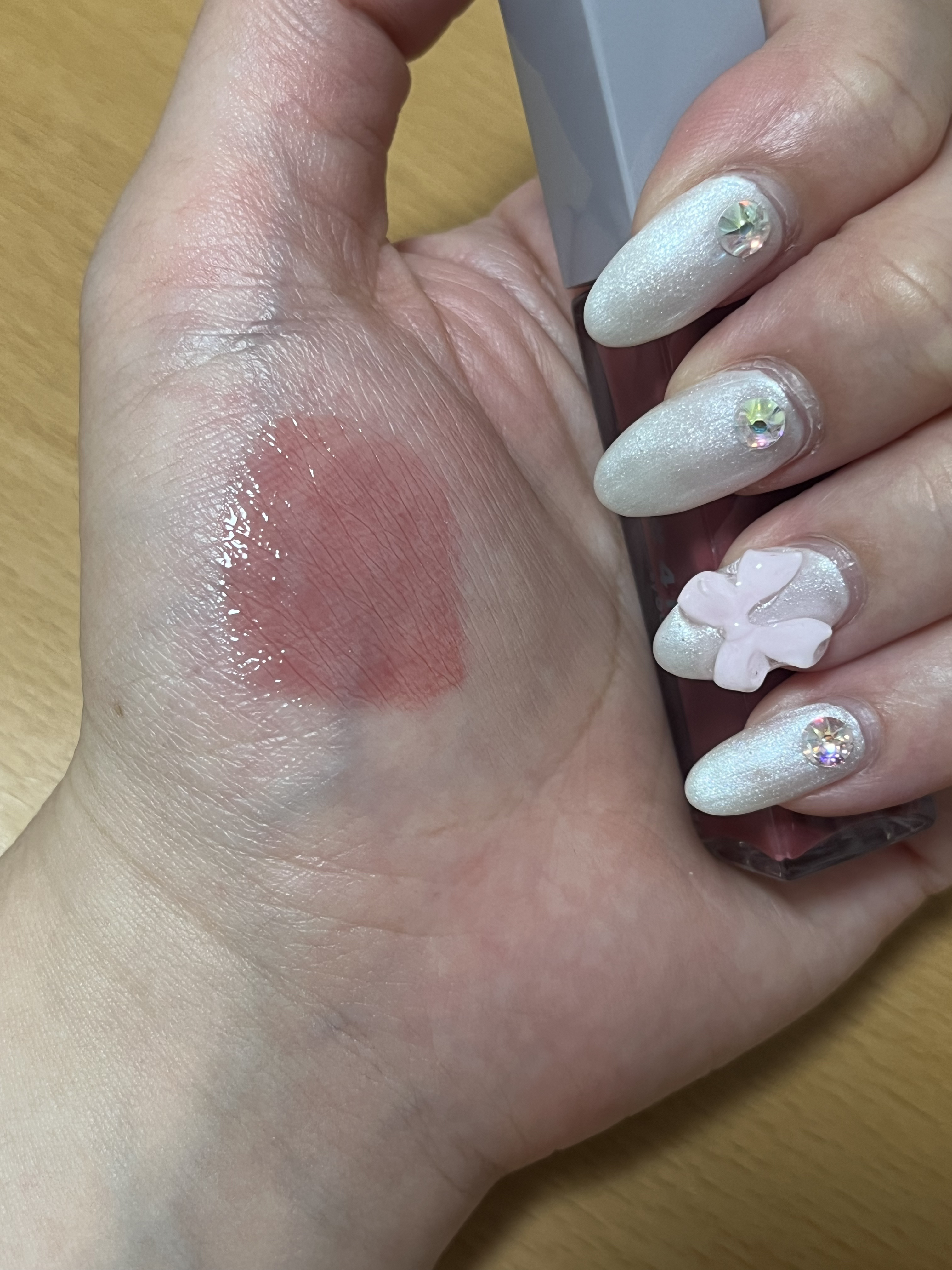 リップグロス/#4me by GU/リップグロスを使ったクチコミ（3枚目）