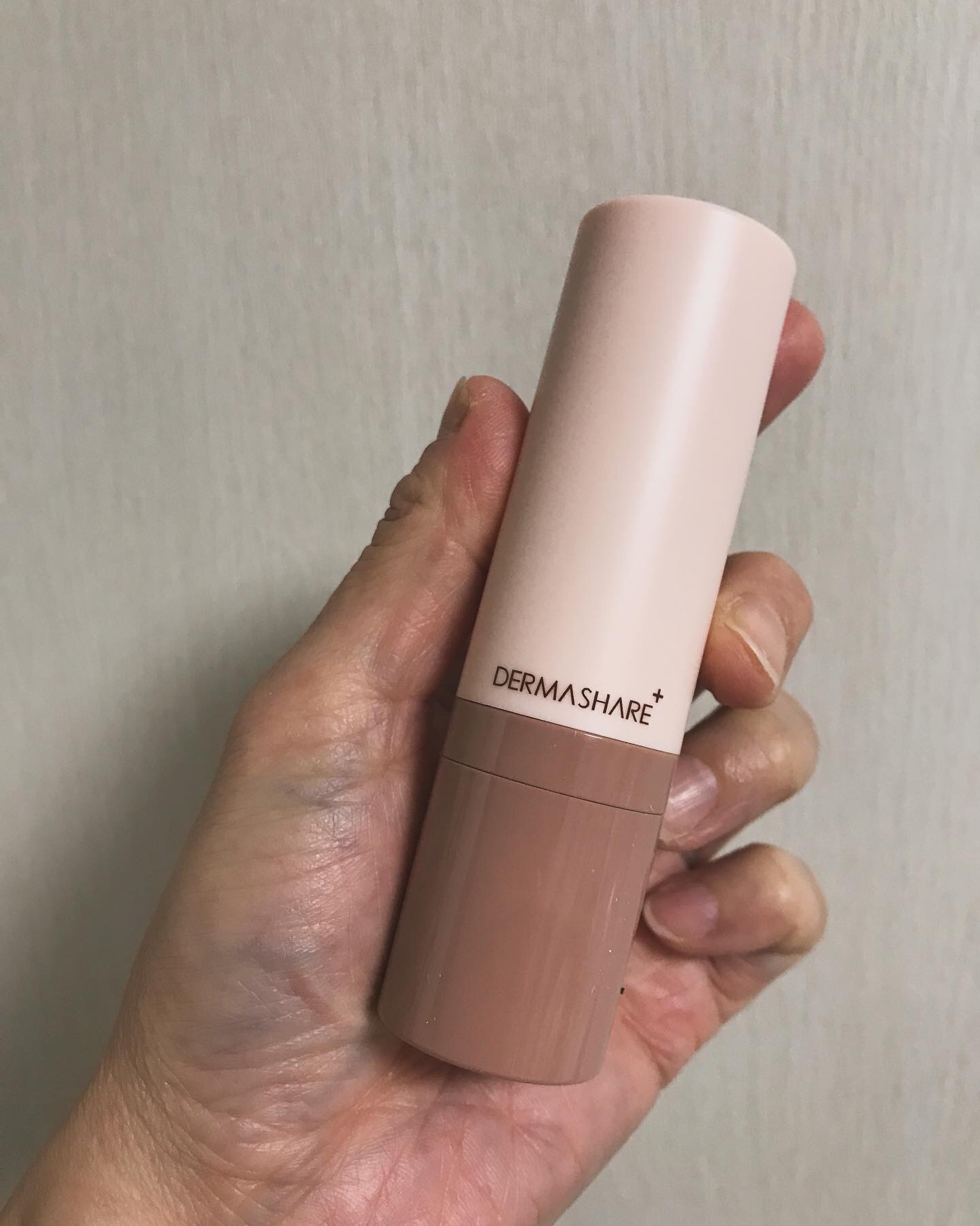 ヴィーガンナチュラルカバースティックファンデーション/DERMASHARE/その他ファンデーションを使ったクチコミ（2枚目）