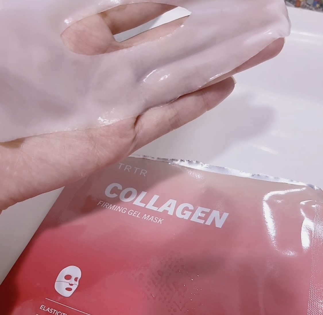TRTR コラーゲンポンピング ゲルマスクのクチコミ「#PR
TRTR
コラーゲンポンピング ゲルマスク #提供

TRTR様のキャンペーンに当選し.....」（2枚目）