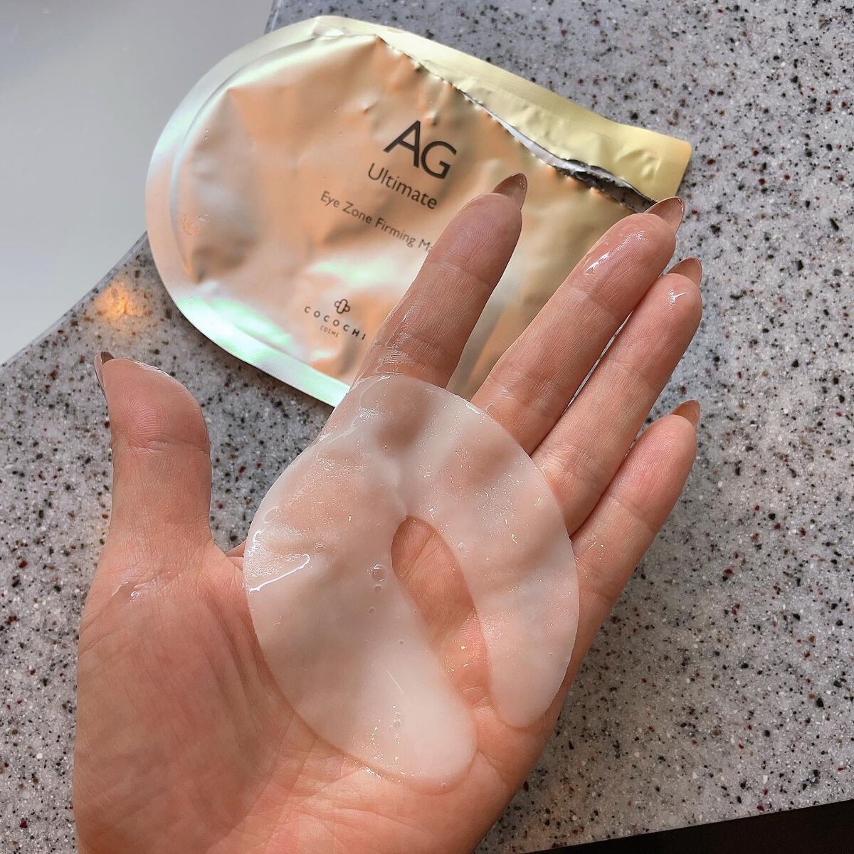 Shiho Arai on LIPS 「・・ココチ アイケアセットお試しさせていただきました。これまで..」(3枚目)