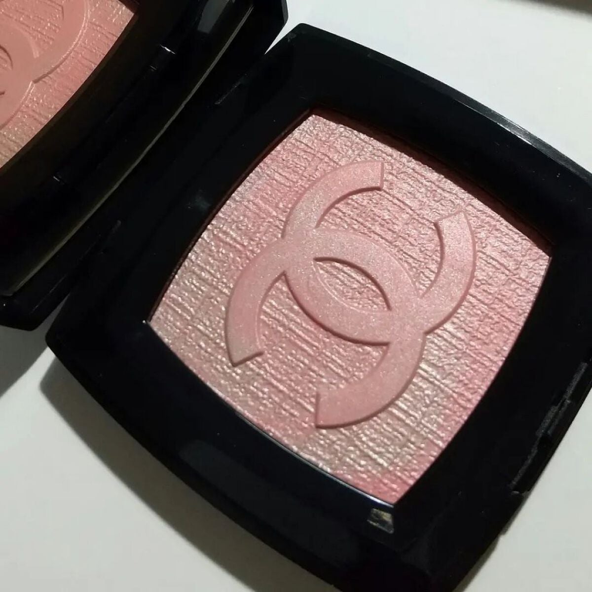 レ キャトル オンブル/CHANEL/アイシャドウパレットを使ったクチコミ(4枚目)