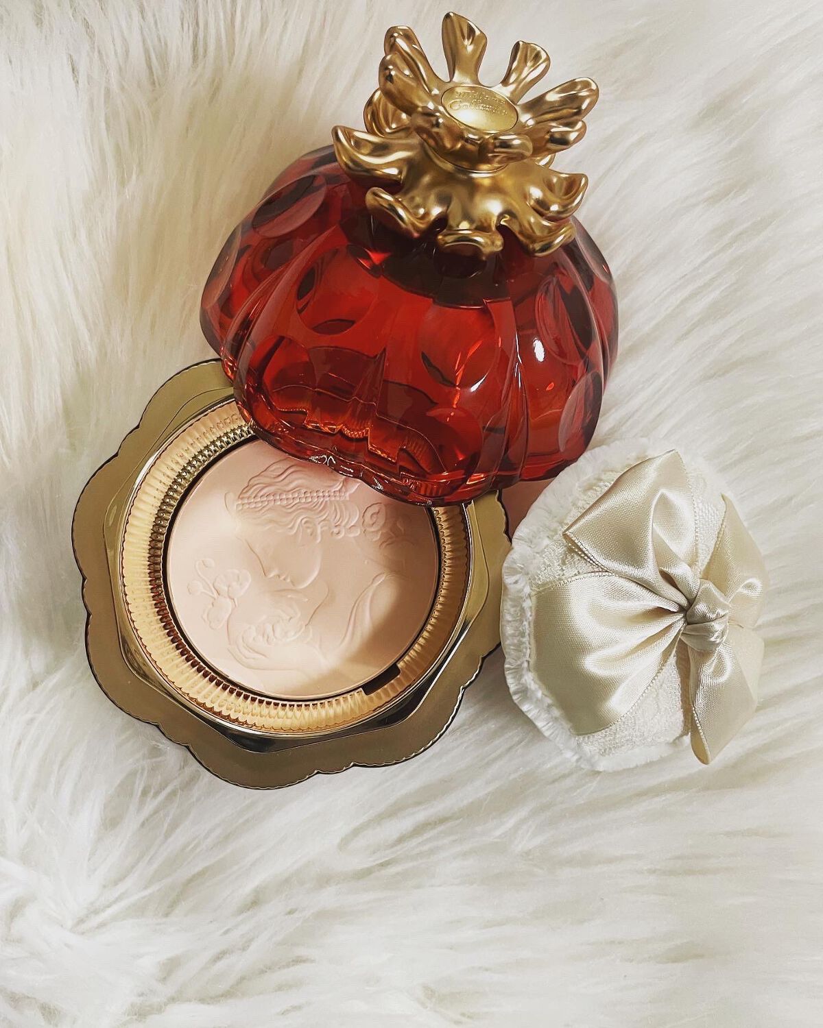 エターナル フェースパウダー/ミラノコレクション/プレストパウダーを使ったクチコミ(1枚目)