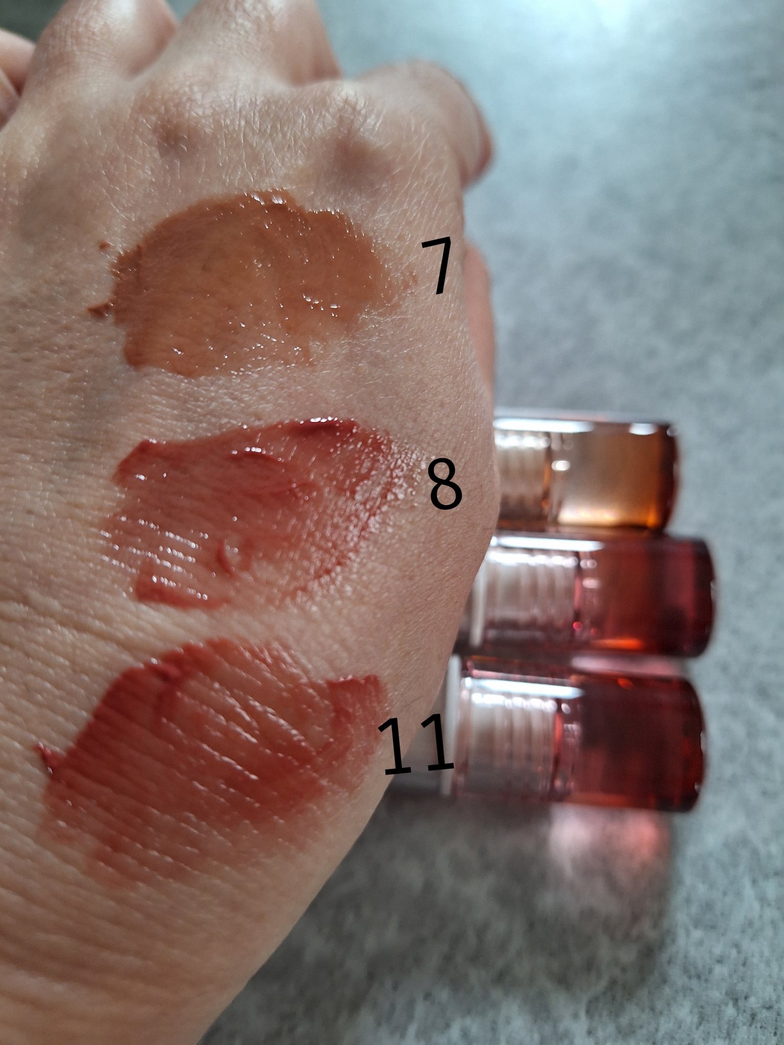 クリスタル グラム ティント 11 メロウフィグ(MELLOW FIG)/CLIO/リップティントを使ったクチコミ（2枚目）