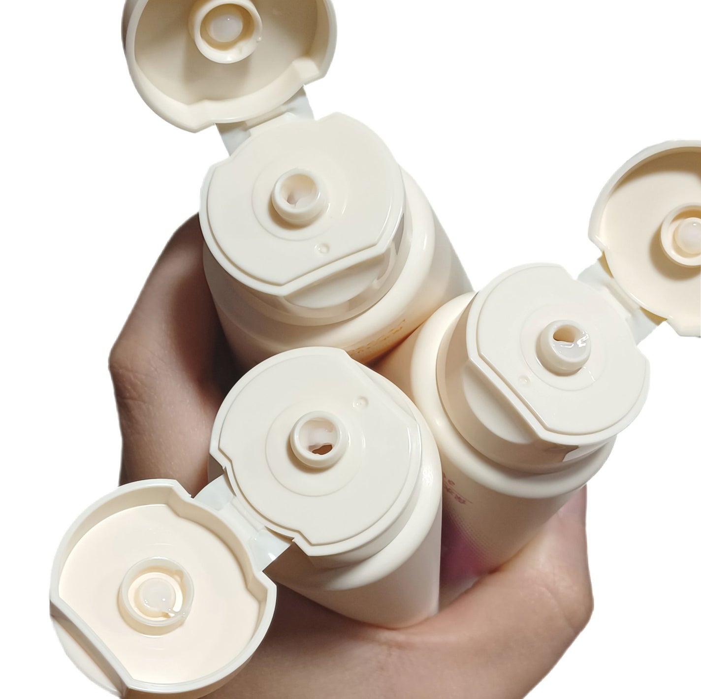 ハンドベールエアタッチ レモンフラワーの香り/メンソレータム/ハンドクリームを使ったクチコミ(3枚目)