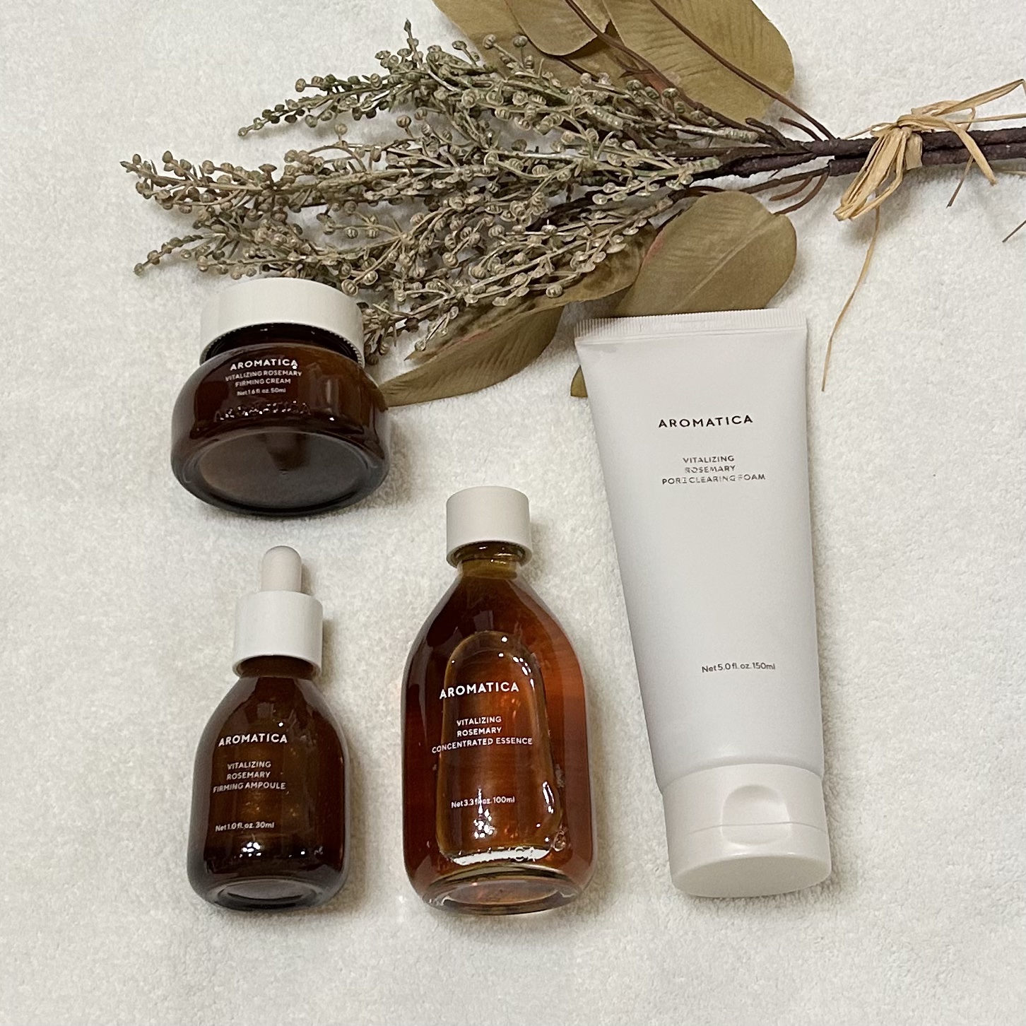 バイタライジング　ローズマリーポアクレンジングフォーム/AROMATICA/洗顔フォームを使ったクチコミ（1枚目）