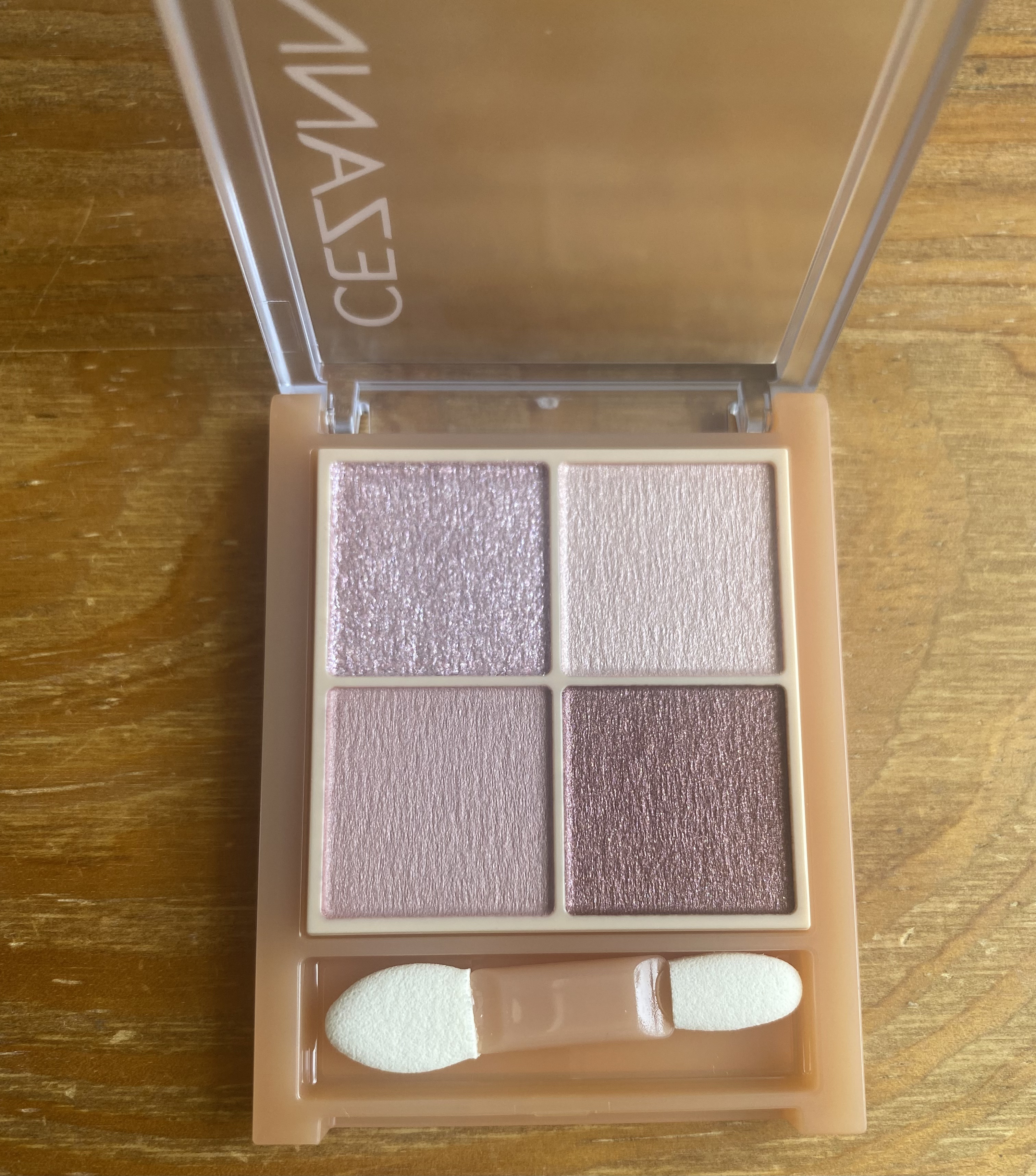 ベージュトーンアイシャドウ/CEZANNE/アイシャドウパレットを使ったクチコミ（2枚目）