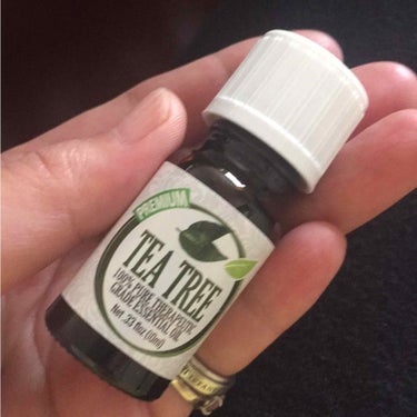 Tea Tree 100% Pure Therapeutic Grade Essential Oil/Healing Solutions/フェイスオイルを使ったクチコミ（1枚目）