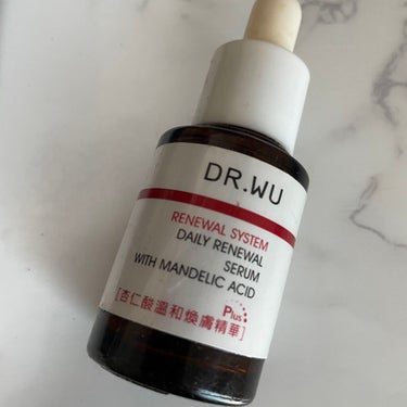 DR.WU
マンデリック リニューアル 18%セラム＜美容液＞
15ml

うーーーん
効果は感じられません
個人的な感想なので、これがすごくあってる人にはいいのかもしれないんだけど私は好きじゃなかった