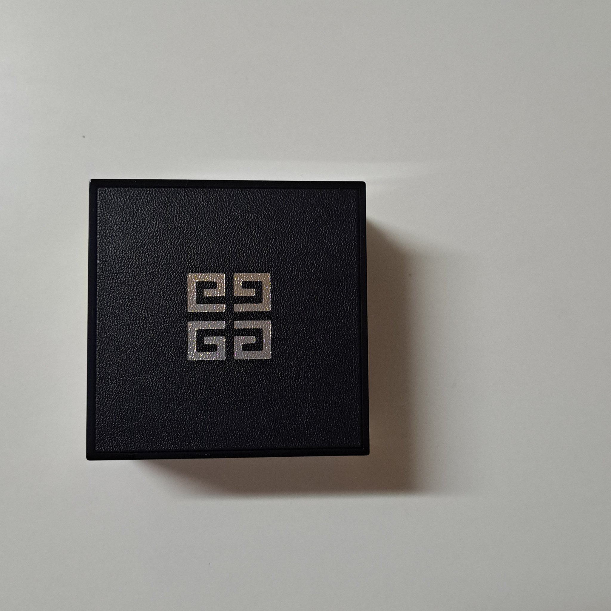 プリズム・リーブル/GIVENCHY/ルースパウダーを使ったクチコミ（2枚目）