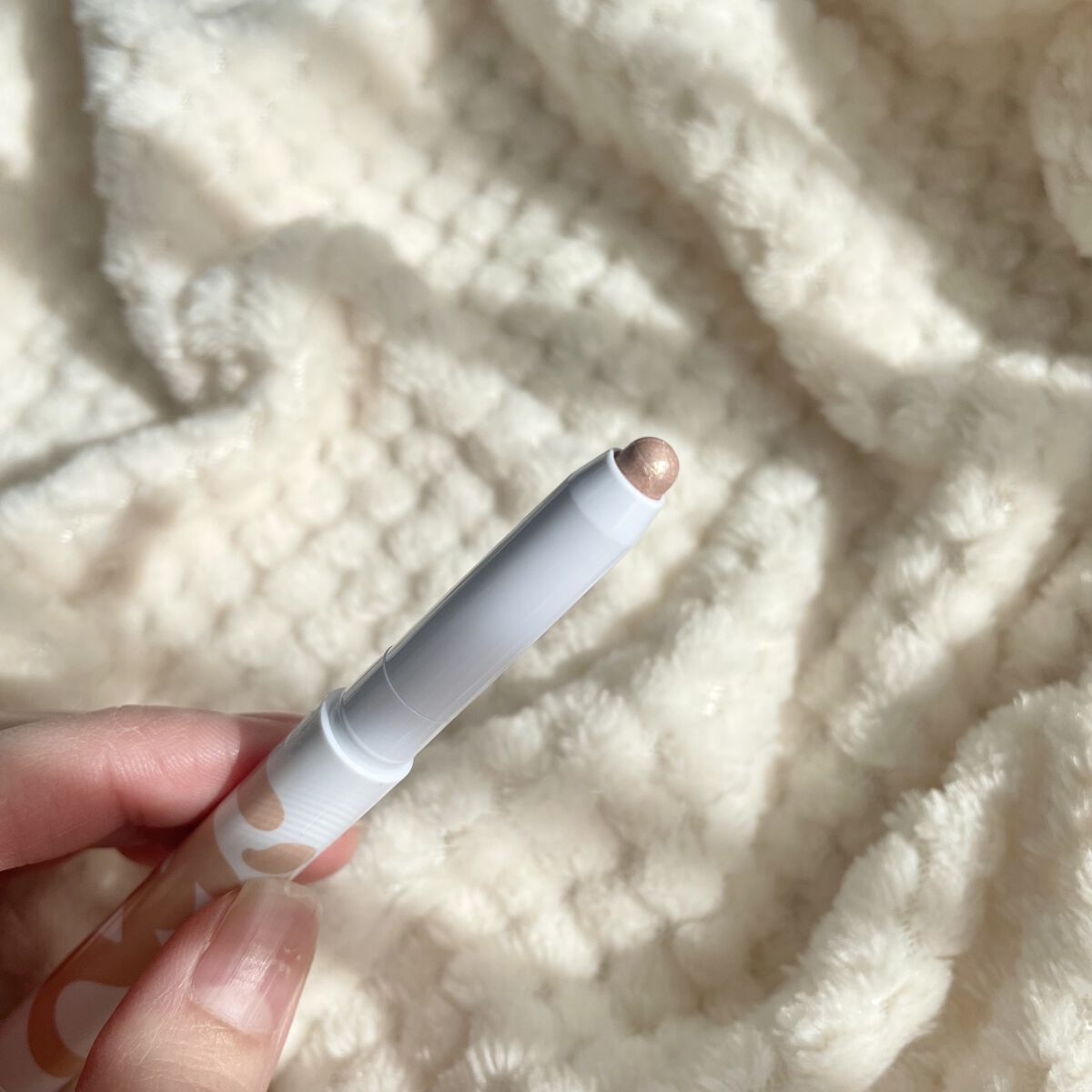 アイムスティックシャドウシマー/i’m meme/スティックアイシャドウを使ったクチコミ（2枚目）