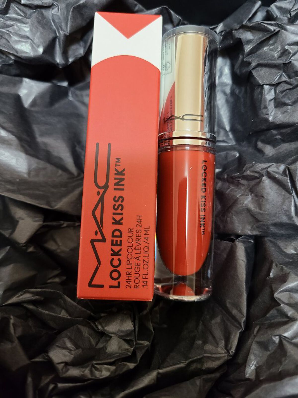 M·A·C ロックド キス インク リップカラー ヴィシャス（インテンス バーント オレンジ）/M・A・C/口紅を使ったクチコミ（1枚目）