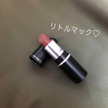 ＊ M･A･C ＊

リトルマック リップスティック マット ホワール
¥1600



ずっと欲しかったリトルマック💄
無事受験が終わり、自分へのご褒美で。
オンラインショップで購入しました。
ギフト