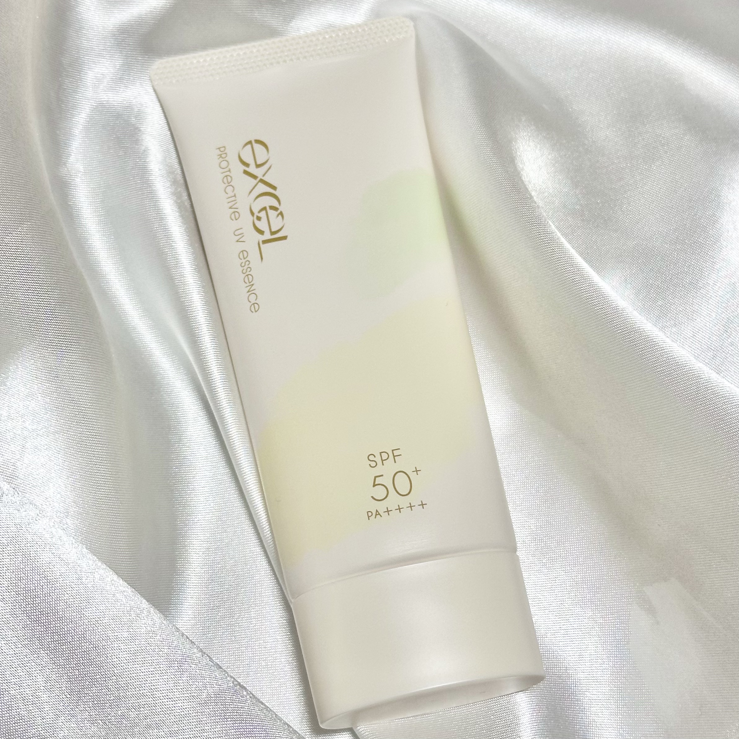 プロテクティブ UVエッセンス 通常品(ベルガモット＆ユーカリの香り)/excel/日焼け止めローションを使ったクチコミ（1枚目）