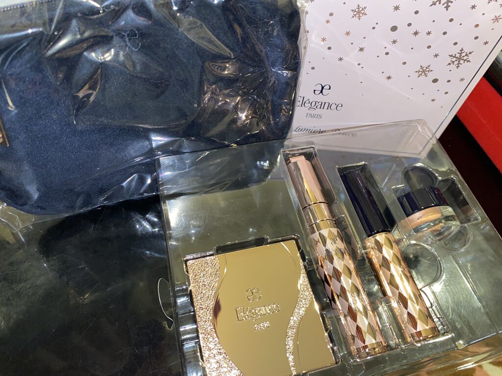 コフレ ルミエール ドゥース/Elégance/メイクアップキットを使ったクチコミ（2枚目）