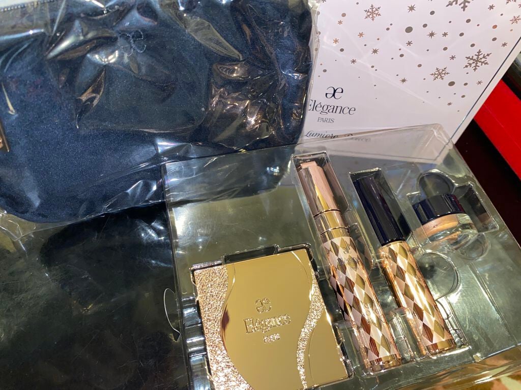 コフレ ルミエール ドゥース/Elégance/メイクアップキットを使ったクチコミ(2枚目)