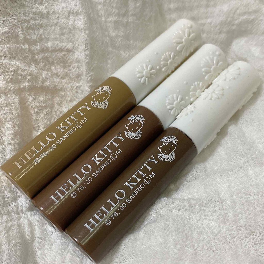 DAISO ブルーミングキティ アイブロウパウダー