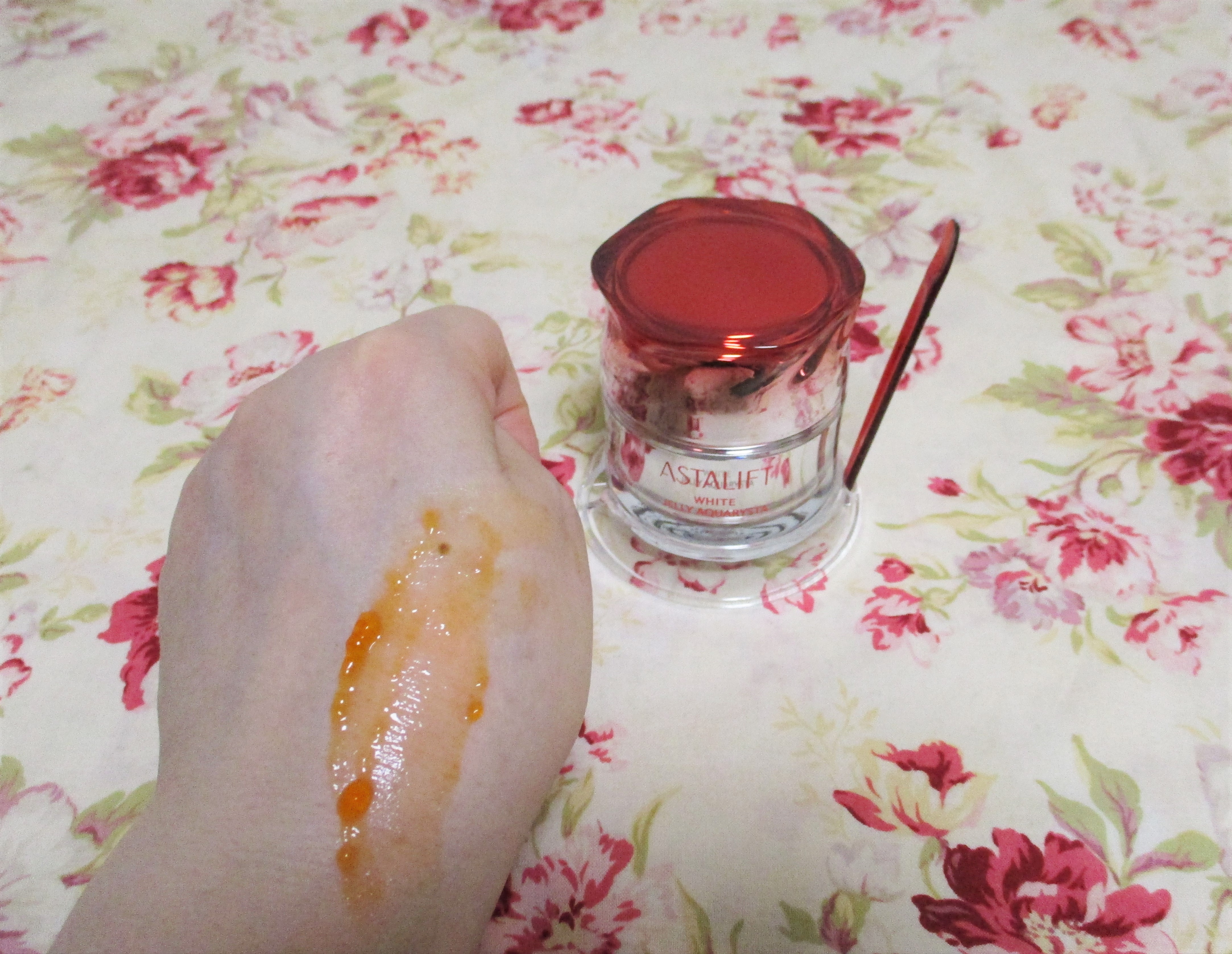 アスタリフト ホワイト ジェリー アクアリスタ/アスタリフト/美容液を使ったクチコミ（3枚目）