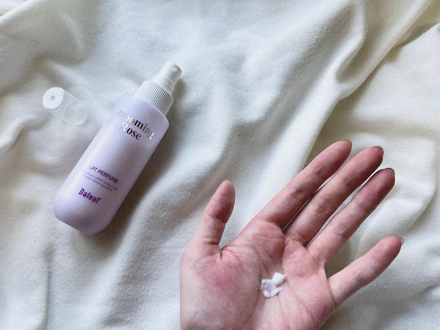 パフュームヘアパックインミスト Pink Breeze/Daleaf/アウトバストリートメントを使ったクチコミ（2枚目）