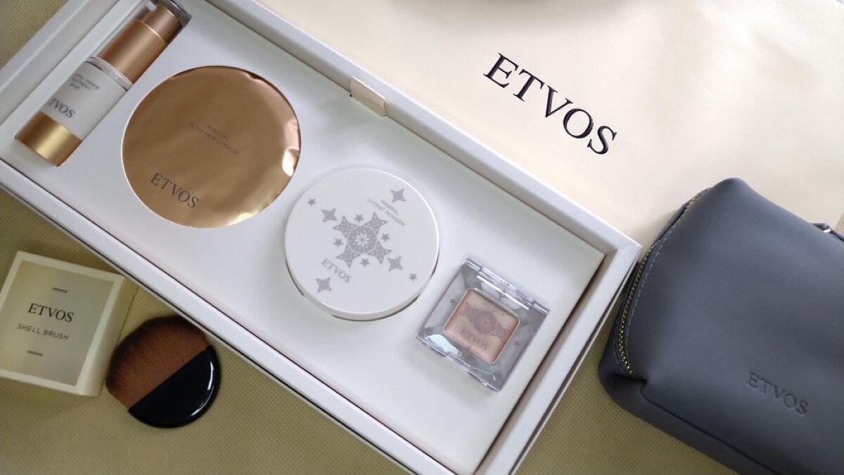 ラシャススキンコフレ2022 ナチュラルピンク/エトヴォス/メイクアップキットを使ったクチコミ（1枚目）