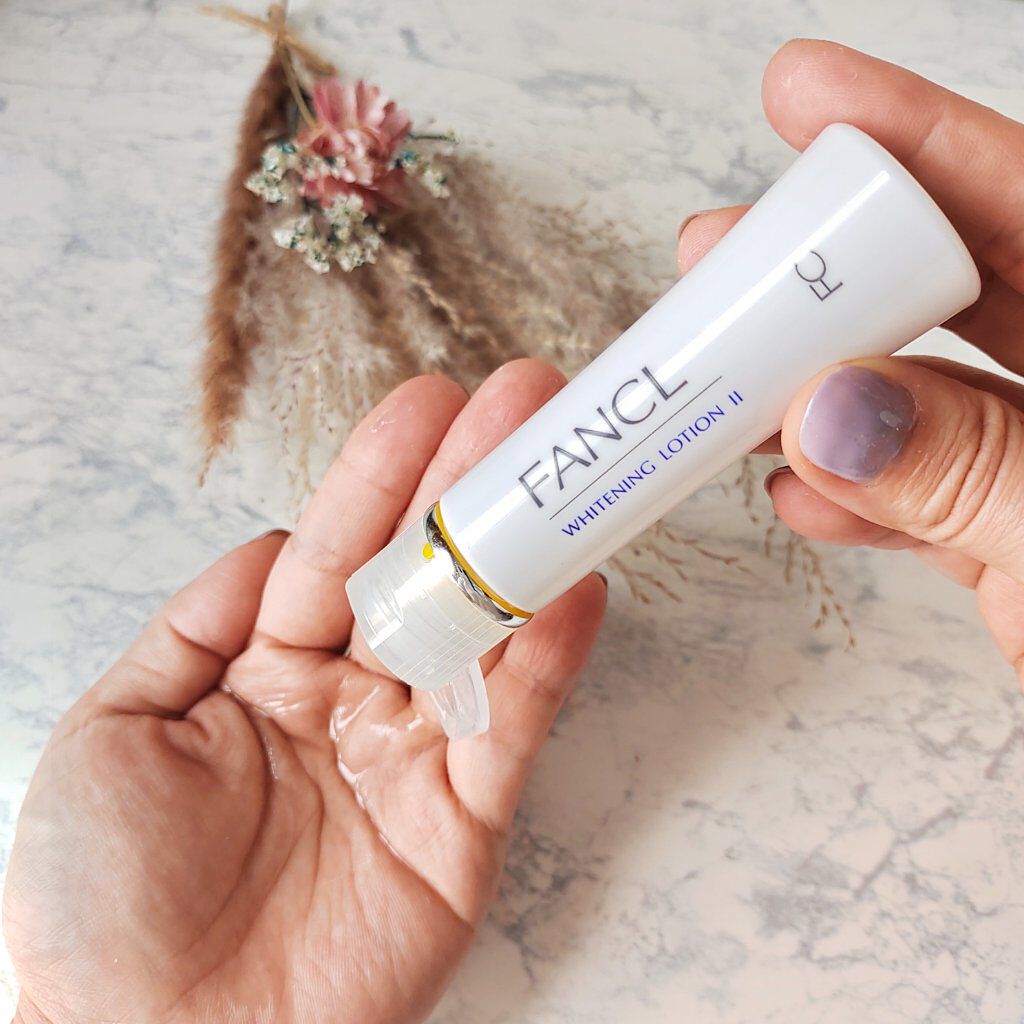 ホワイトニング 化粧液 II しっとり＜医薬部外品＞/ファンケル/化粧水を使ったクチコミ（3枚目）