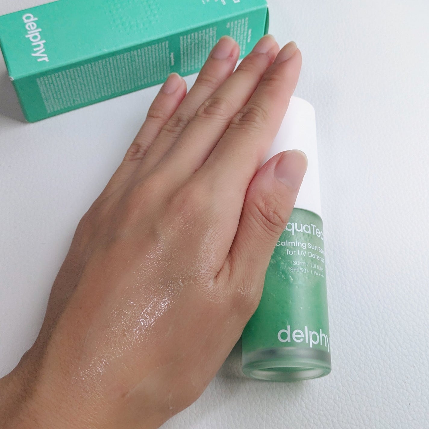 AquaTeca calming sun serum/Delphyr/日焼け止めローションを使ったクチコミ(5枚目)