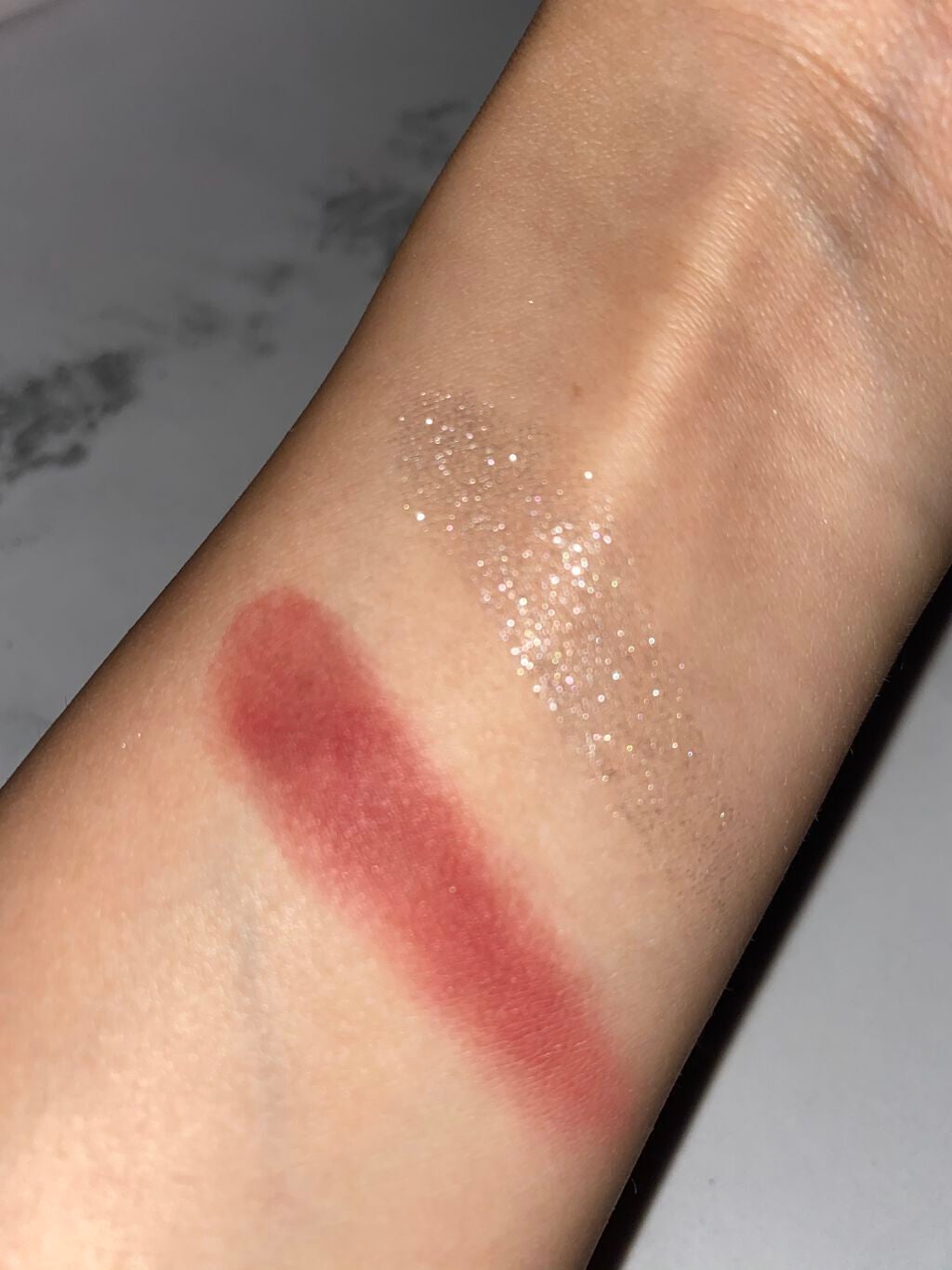 アディクション ザ アイシャドウ スパークル/ADDICTION/単色アイシャドウを使ったクチコミ(4枚目)