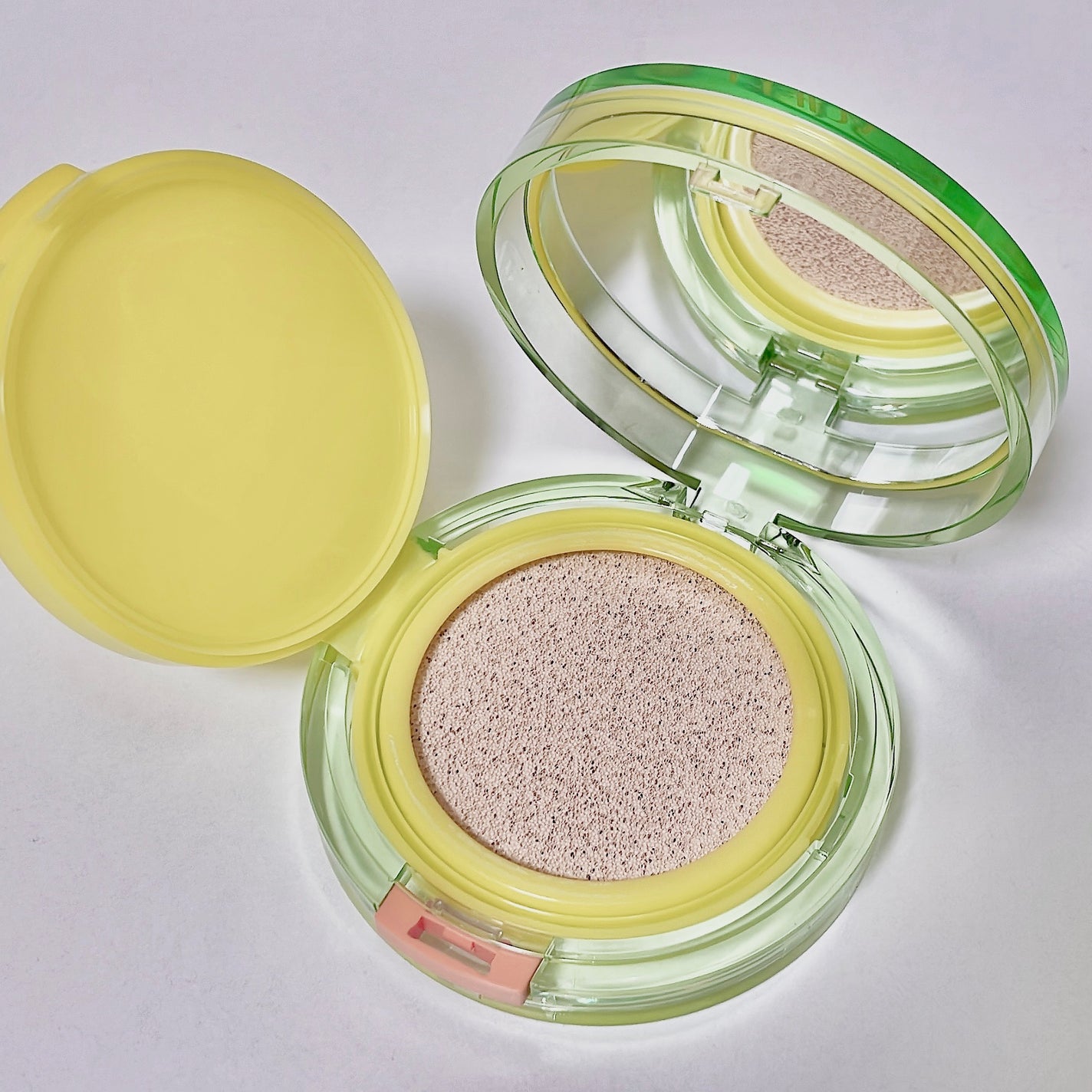 コンフィーライトクッション/LUNA/クッションファンデーションを使ったクチコミ(4枚目)