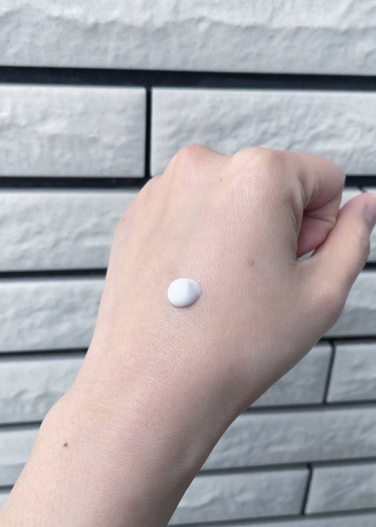 グロッシーヘアミルクジェリー/エアリー&イージー/ヘアミルクを使ったクチコミ（3枚目）