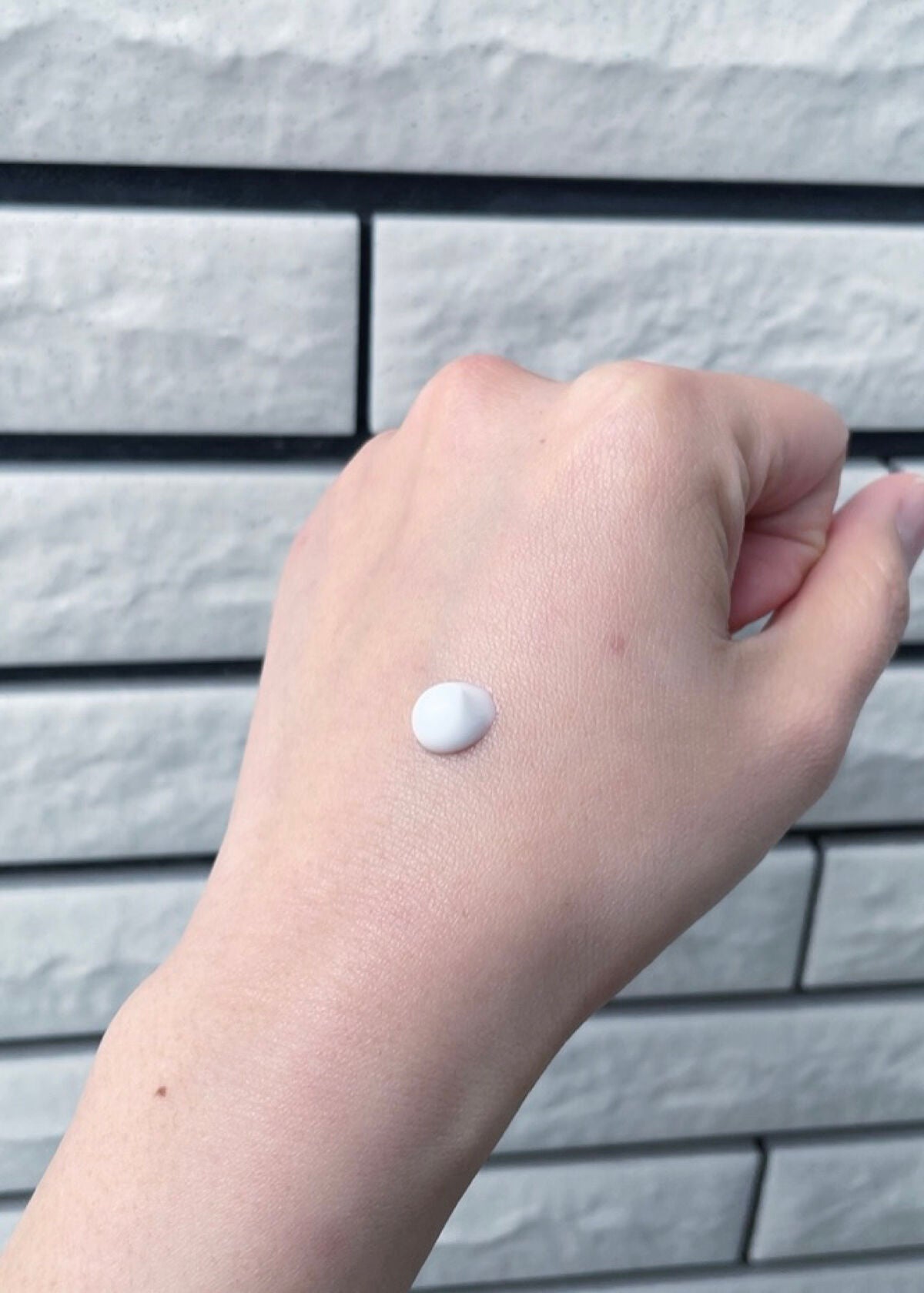 グロッシーヘアミルクジェリー/エアリー&イージー/ヘアミルクを使ったクチコミ(3枚目)