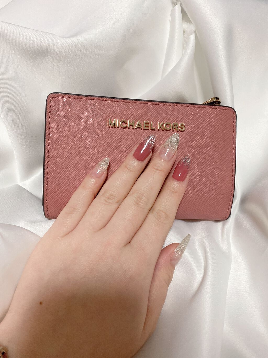 ちゃんゆぅ on LIPS 「【NAIL】NewNAIL🙂❤2月なのでピンク系にしました!愛..」(2枚目)