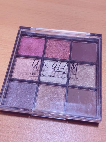 UR GLAM　BLOOMING EYE COLOR PALETTE/U R GLAM/パウダーアイシャドウを使ったクチコミ（1枚目）