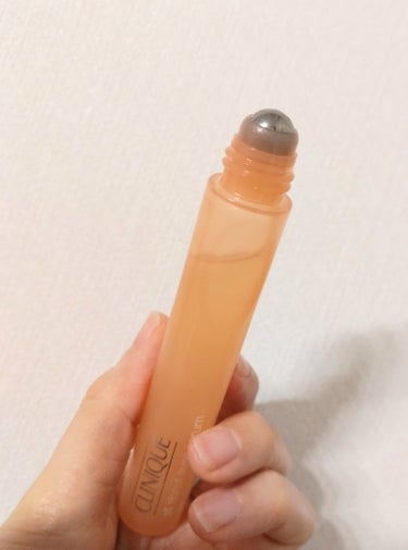 CLINIQUE オール アバウト アイ セラムのクチコミ「CLINIQUEのオール アバウト アイ セラム✨

ロールオンタイプで、ひんやり冷たいコロコ.....」（2枚目）