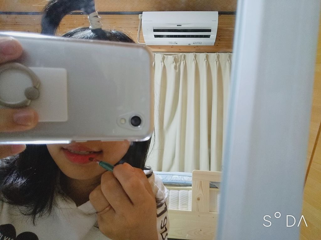 オイルインカラーリップ/JellyKiss/口紅を使ったクチコミ（3枚目）