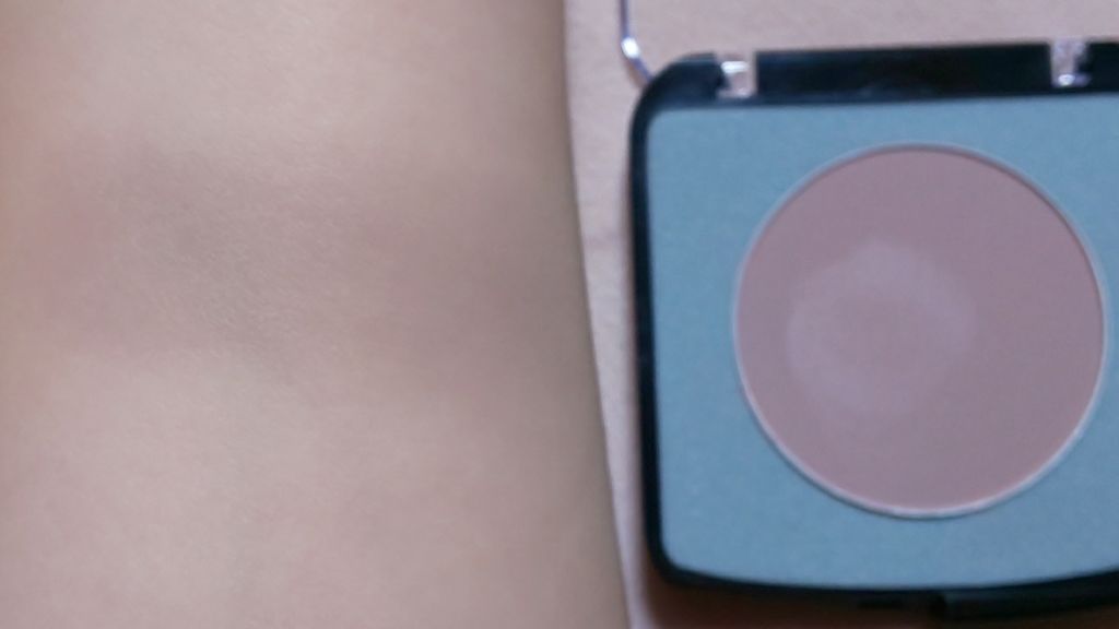 メイクアップカラーバリエーション/チャコット・コスメティクス/単色アイシャドウを使ったクチコミ(3枚目)