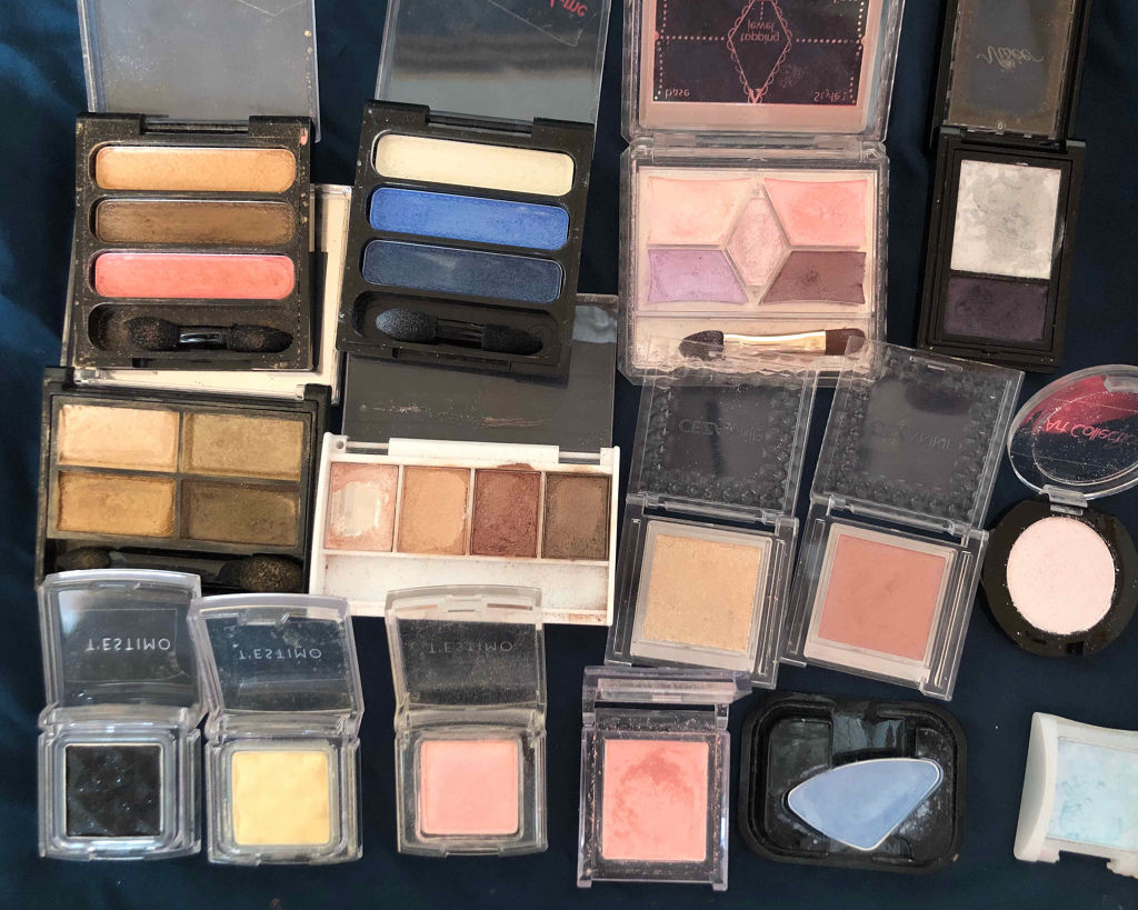 カラーウェア/MAYBELLINE NEW YORK/単色アイシャドウを使ったクチコミ（2枚目）