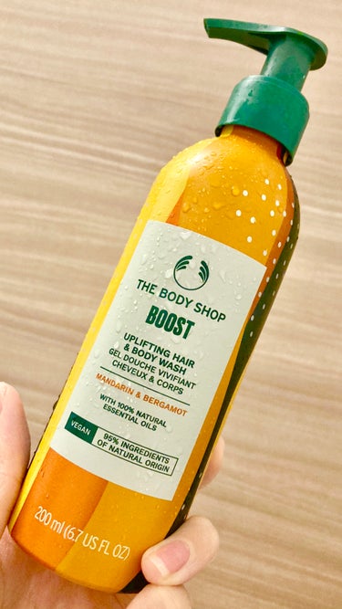 ウェルネス ヘア＆ボディウォッシュ 

マンダリン& ベルガモット🍊

THE BODY SHOP



元気をチャージしたいときに！

柑橘系のいい香りです！


髪にも身体にも使えるので良い！

外泊時にも！(キャップもついてます)




の画像 その0