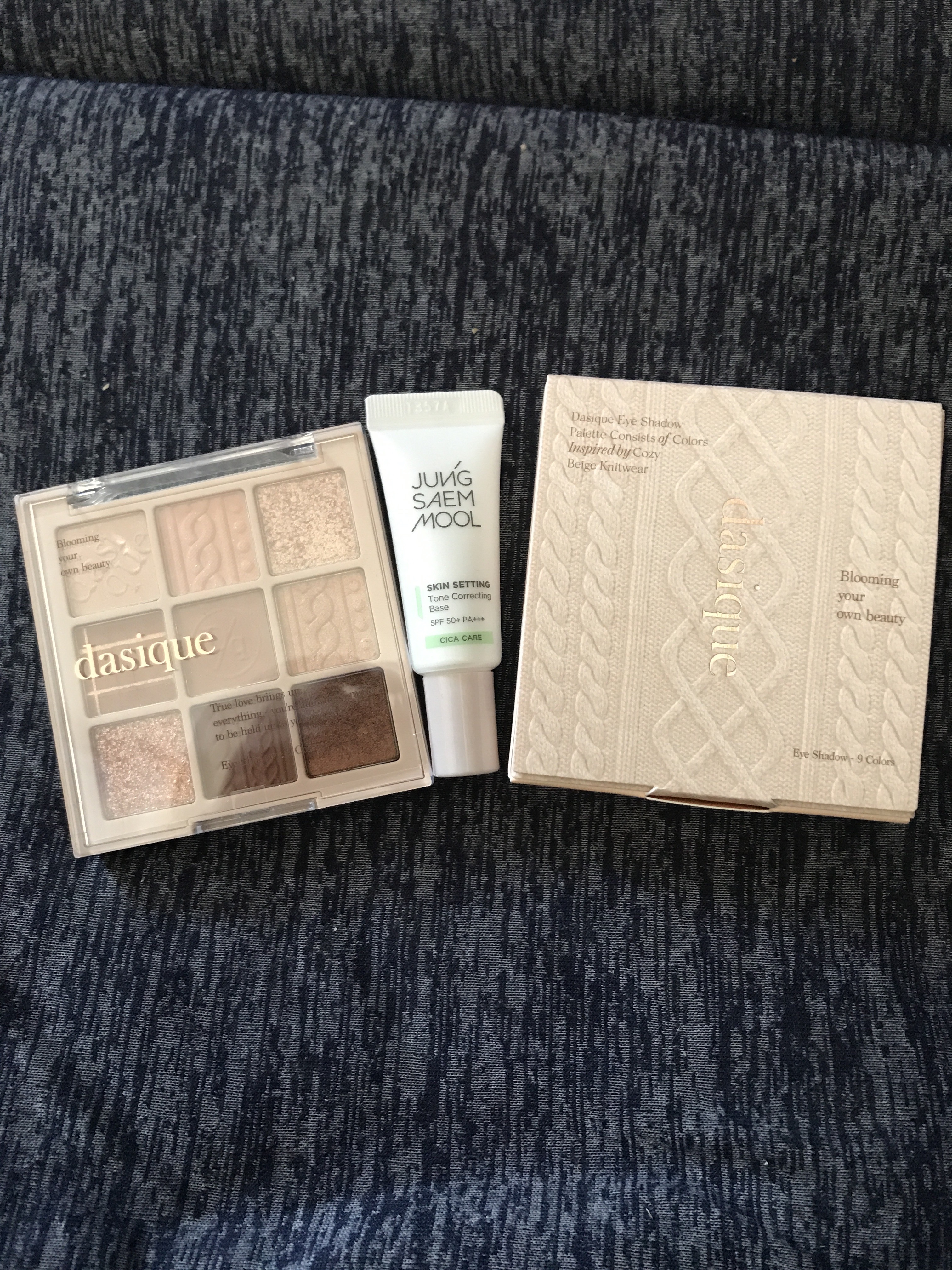 シャドウパレット 15 ベージュニット/dasique/アイシャドウパレットを使ったクチコミ（3枚目）