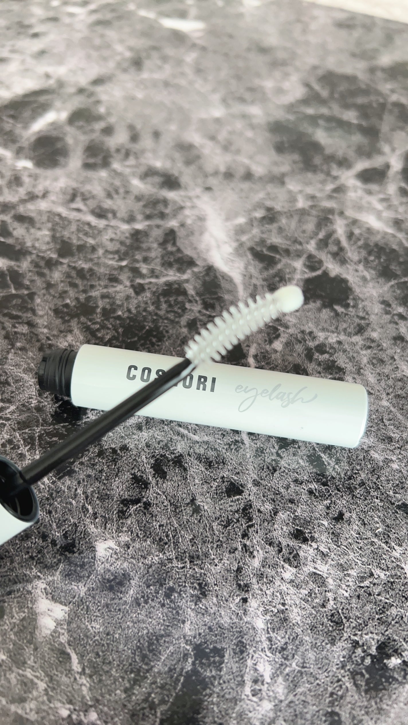 ロングアクティブアイラッシュセラム/COSNORI/まつげ美容液を使ったクチコミ(2枚目)