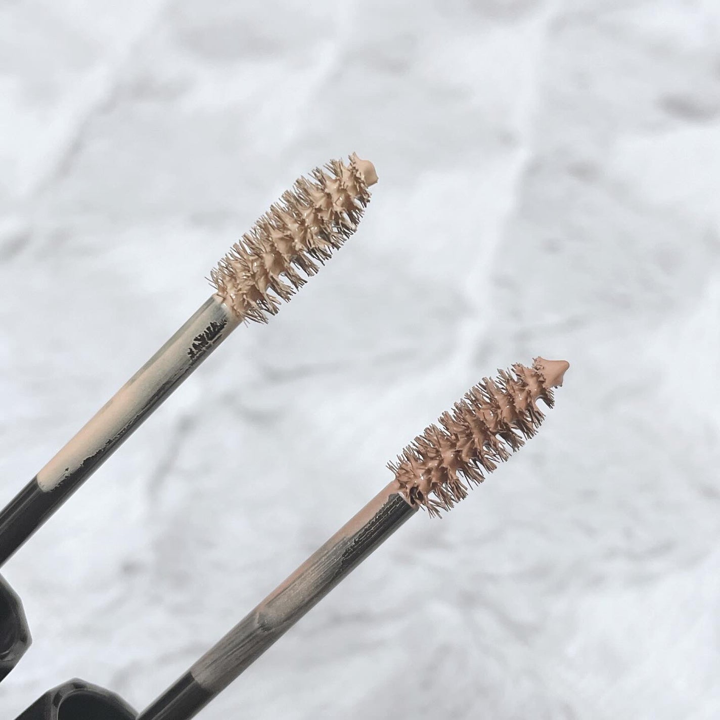 ヘビーローテーション カラーリングアイブロウEX/ヘビーローテーション/眉マスカラを使ったクチコミ(3枚目)