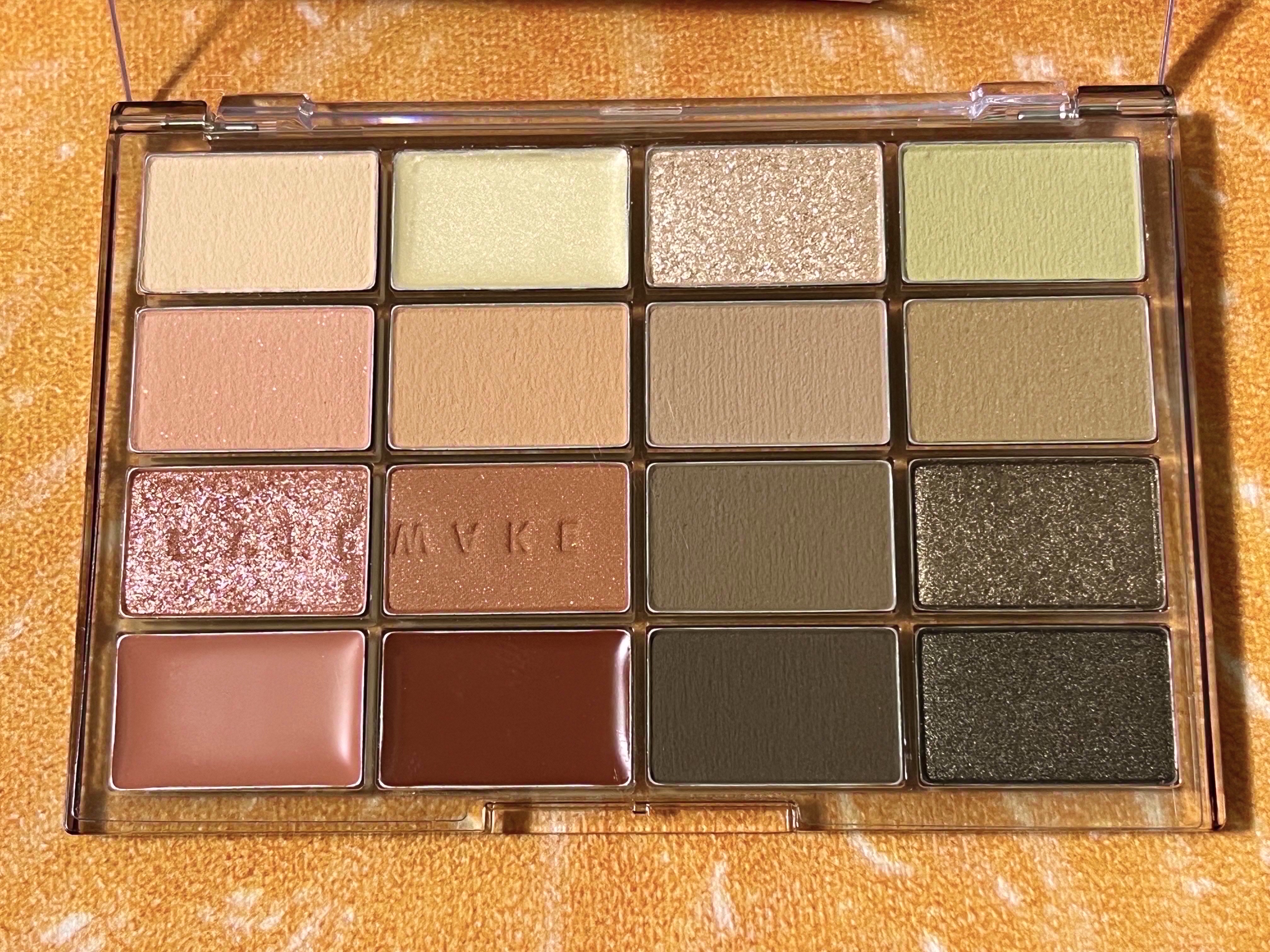 ソフトブラーリングアイパレット/wakemake/アイシャドウパレットを使ったクチコミ（2枚目）