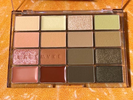 ソフトブラーリングアイパレット/wakemake/アイシャドウパレットを使ったクチコミ(2枚目)